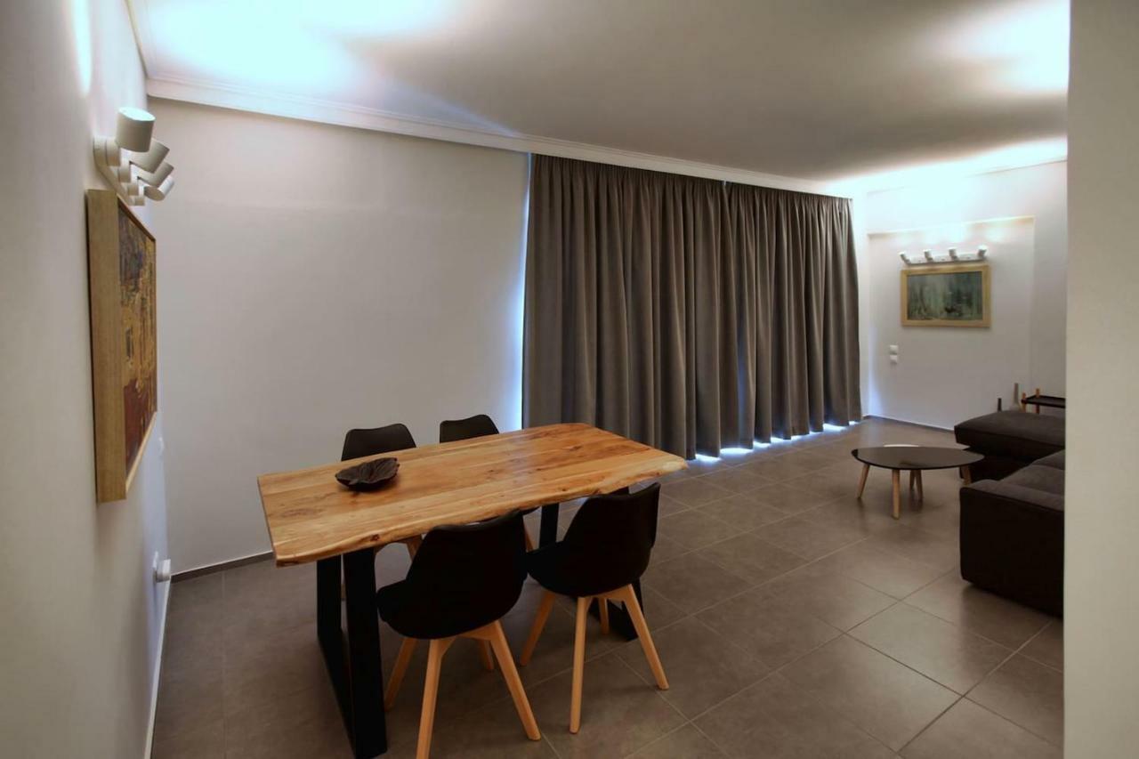 Seaside Renovated Top Floor Apartment Saronida Bagian luar foto